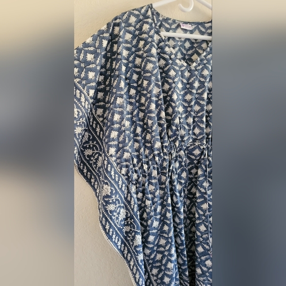 Sevya Handmade Blue and White Kaftan One Size Fits Most. NWOT. - Picture 5 of 12